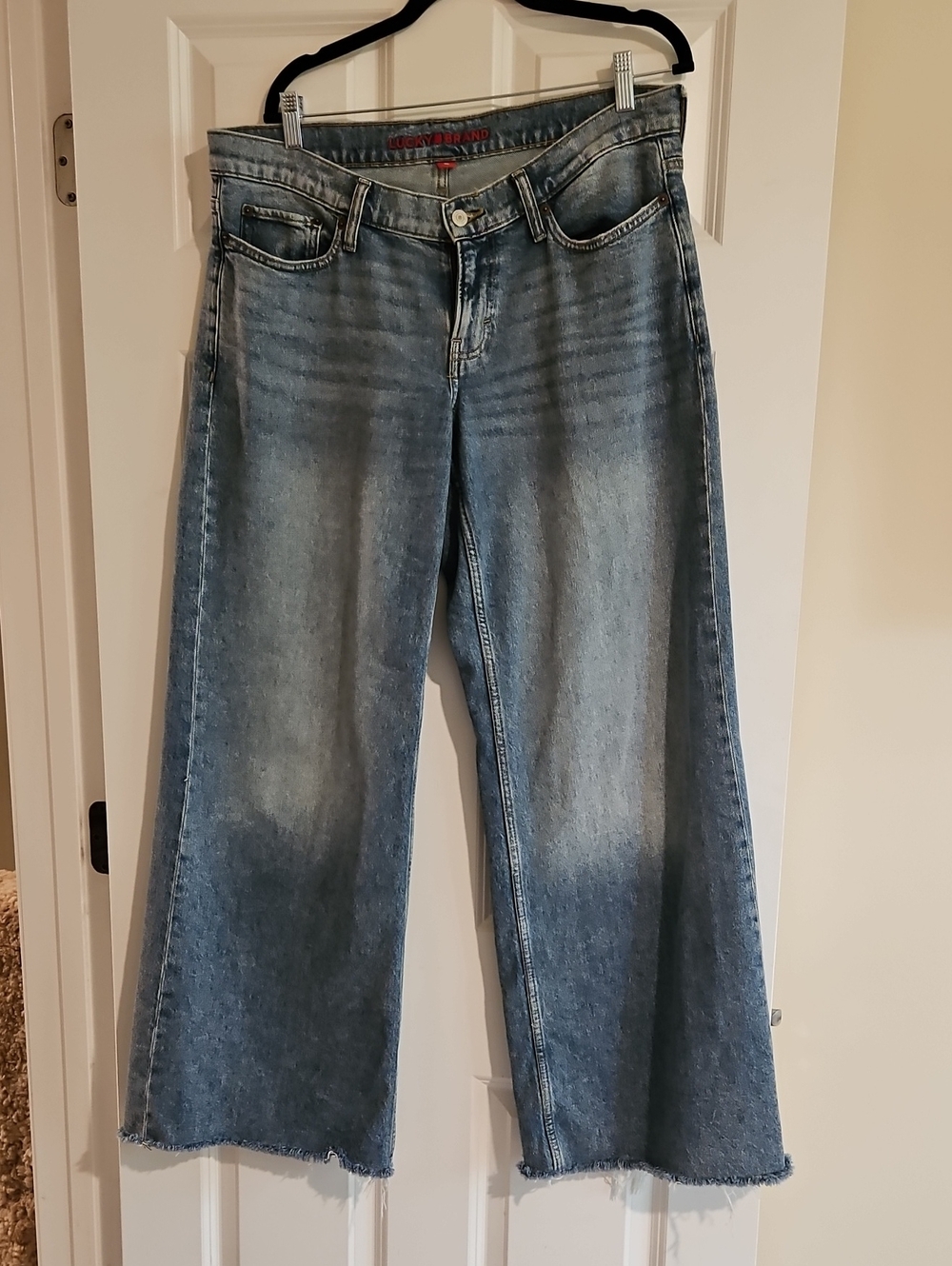 Lucky Wide Leg Light Wash Women’s Jeans